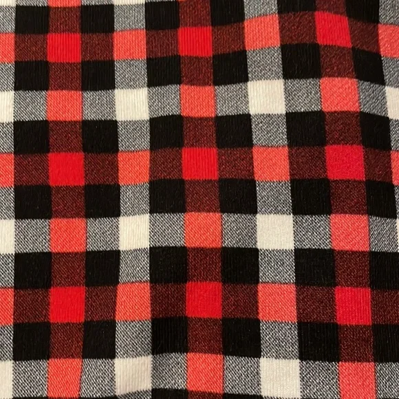 Eden & Olivia Plaid Button down top - Picture 5 of 6